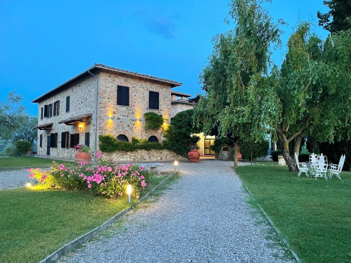 La Loggia - Gloria -adults Only